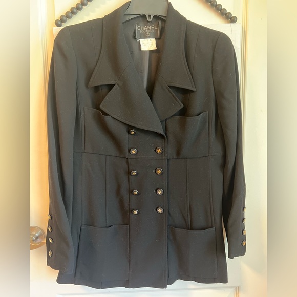 CHANEL Vintage Black Blazer Jacket Coat 44 Large 18 Gold Buttons Silk 96P EUC - Picture 9 of 17